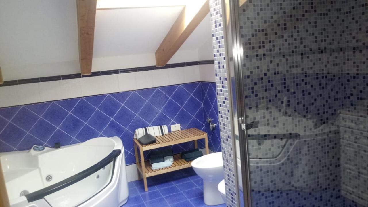 Hôtel Il Cielo In Una Stanza à Giulianova Extérieur photo